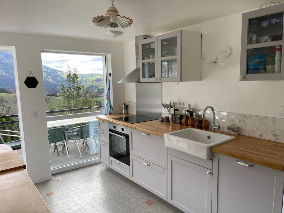 Magnifique Maison Renovee, 10Pers Rencurel Exterior foto
